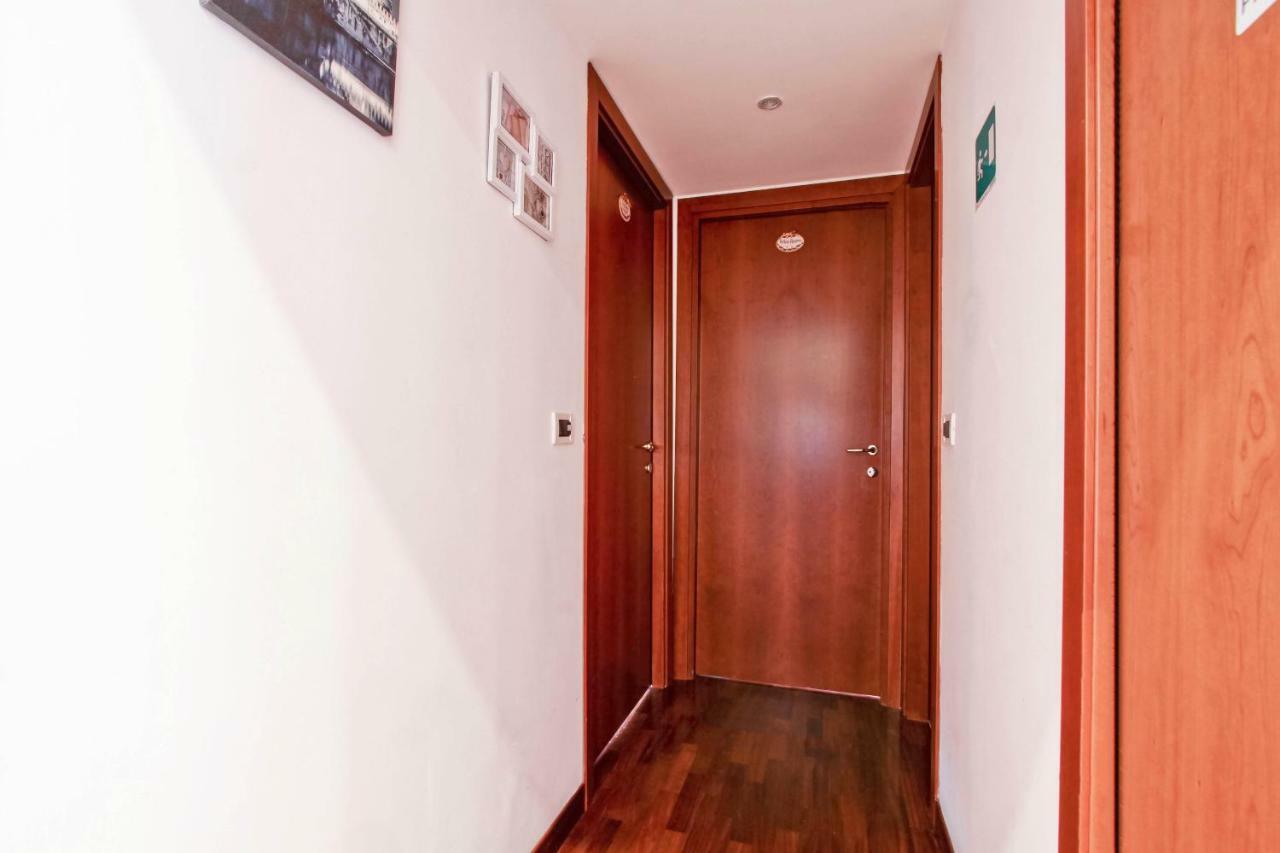 Rent Rooms Filomena E Francesca Rome Exterior photo